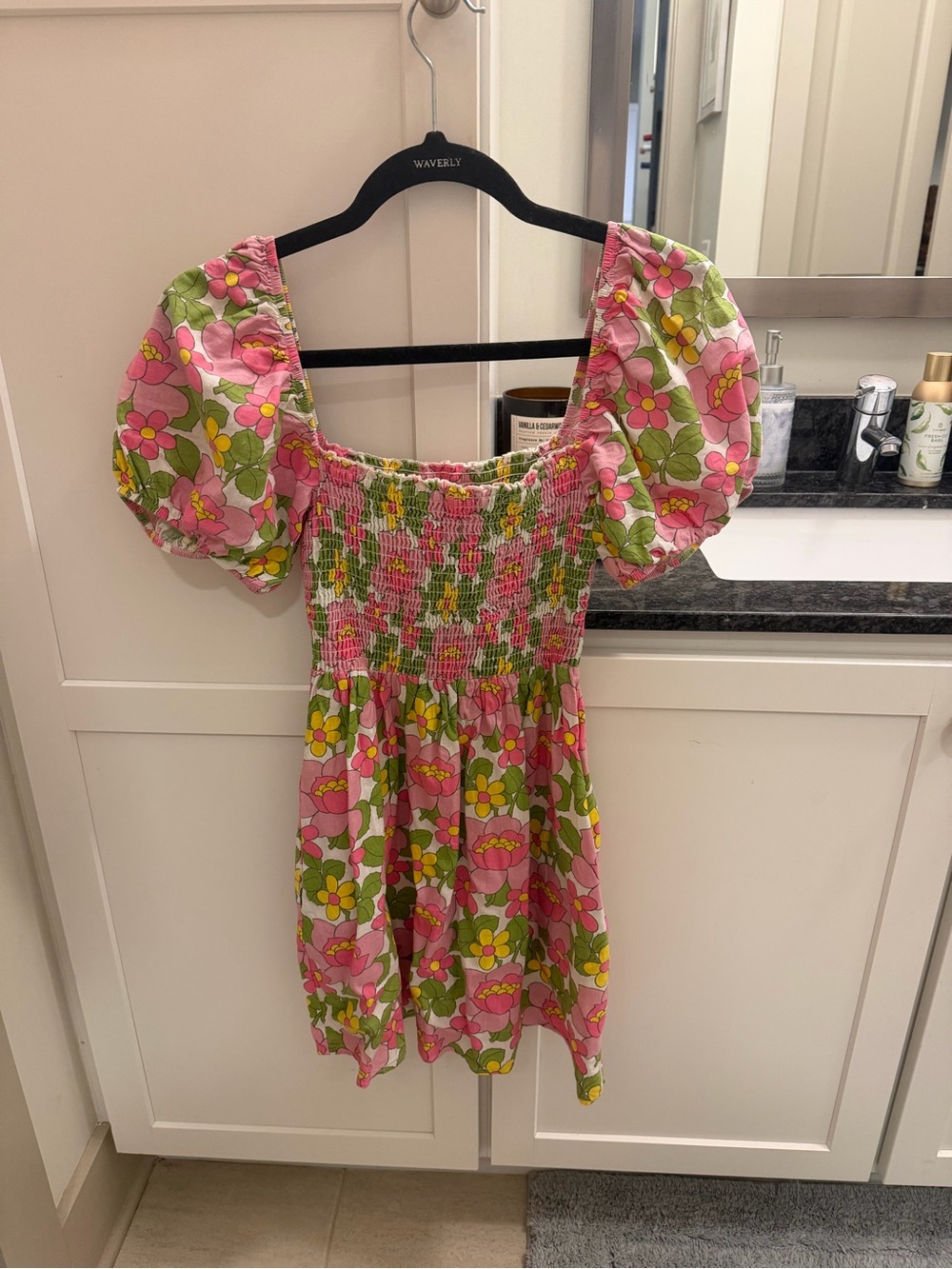 Showmeyourmumu Pink Floral Puff-Sleeve Smocked Dress